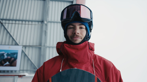 Portrait of pro snowboarder Jonas Junker.